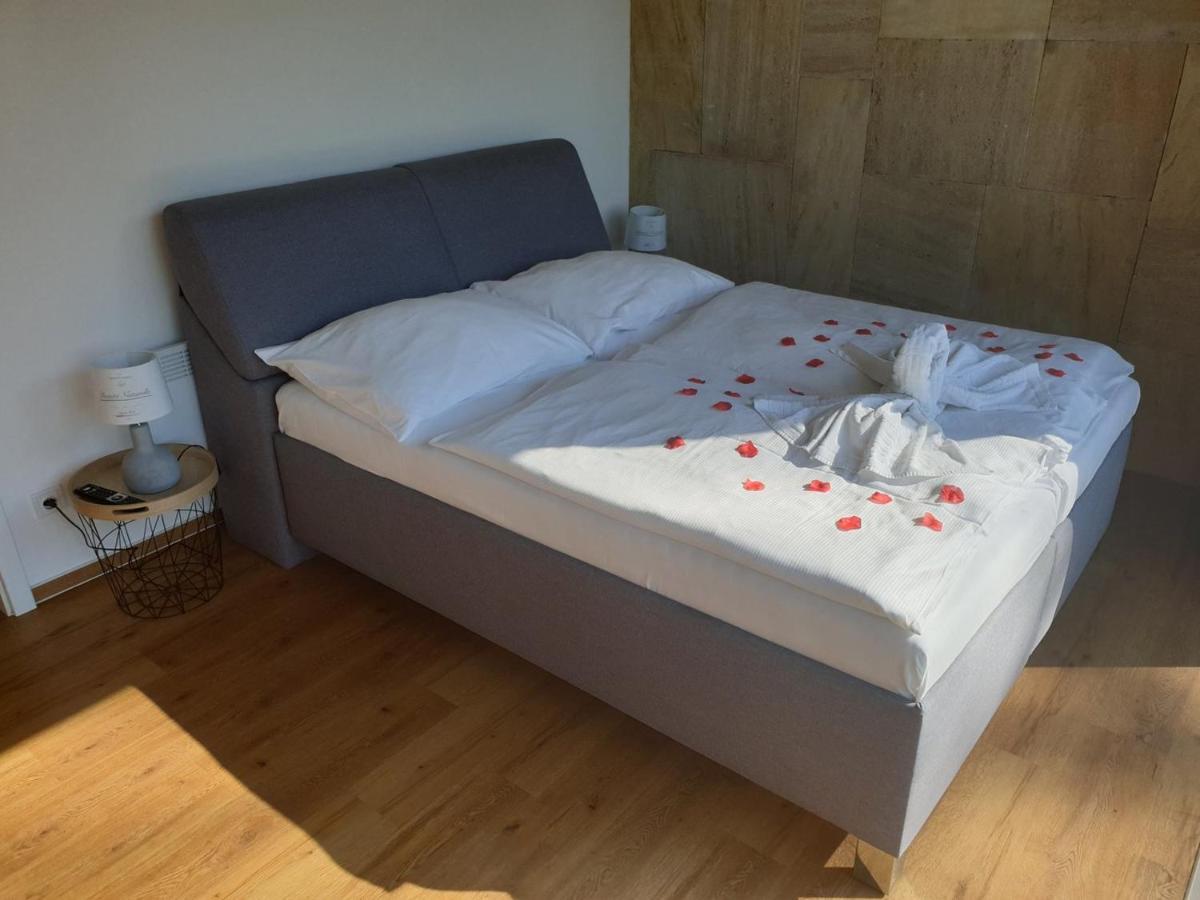 Ea Hotel Kraskov Stary Dvur Extérieur photo