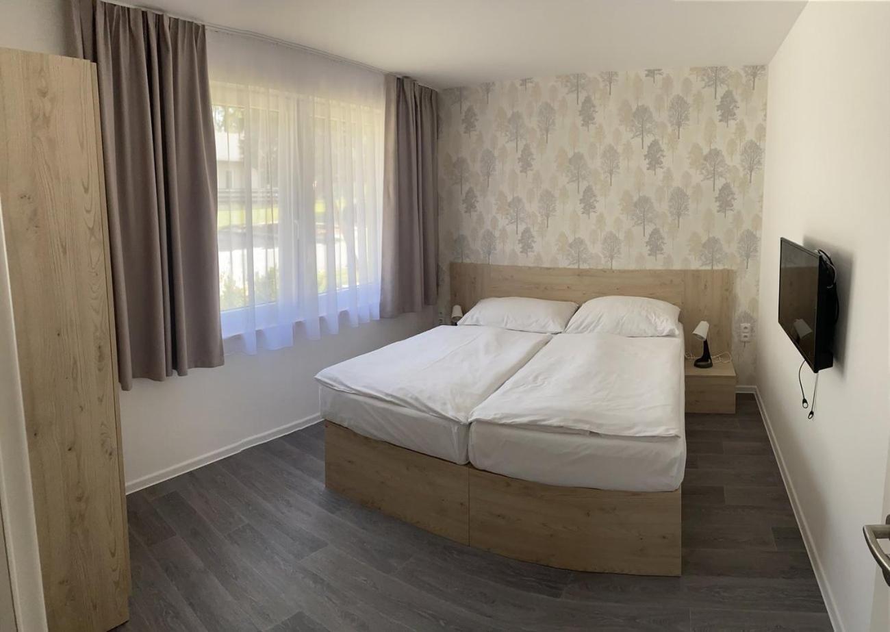 Ea Hotel Kraskov Stary Dvur Extérieur photo
