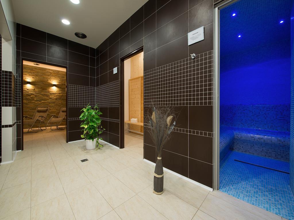 Ea Hotel Kraskov Stary Dvur Extérieur photo