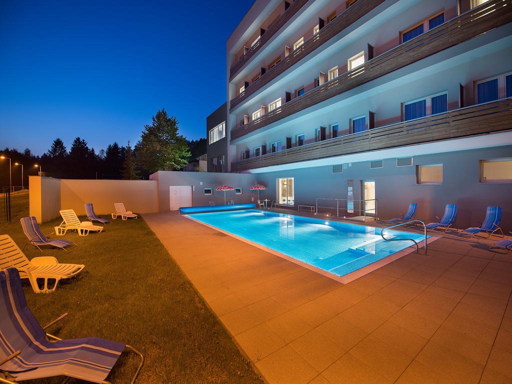 Ea Hotel Kraskov Stary Dvur Extérieur photo