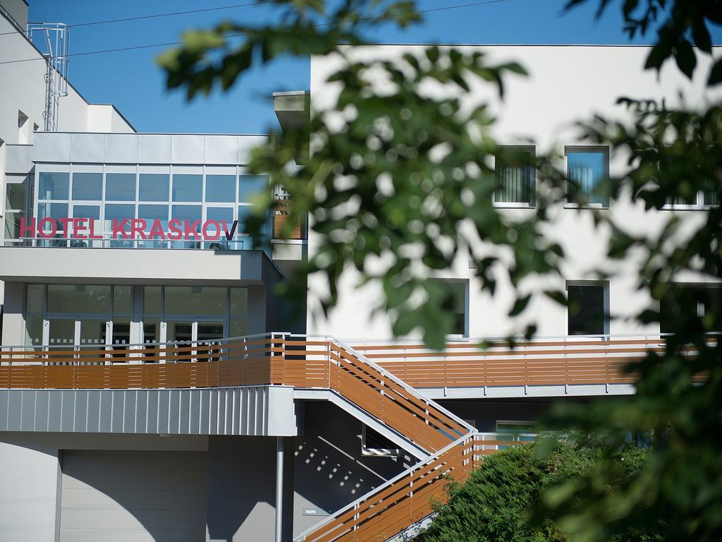 Ea Hotel Kraskov Stary Dvur Extérieur photo