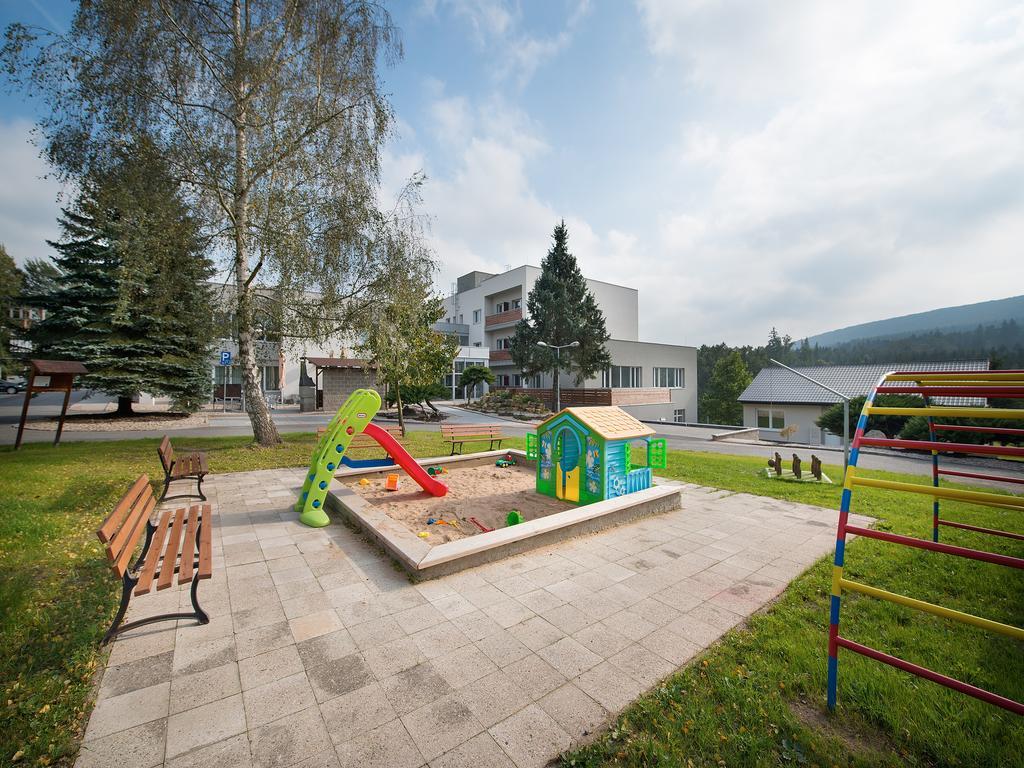 Ea Hotel Kraskov Stary Dvur Extérieur photo